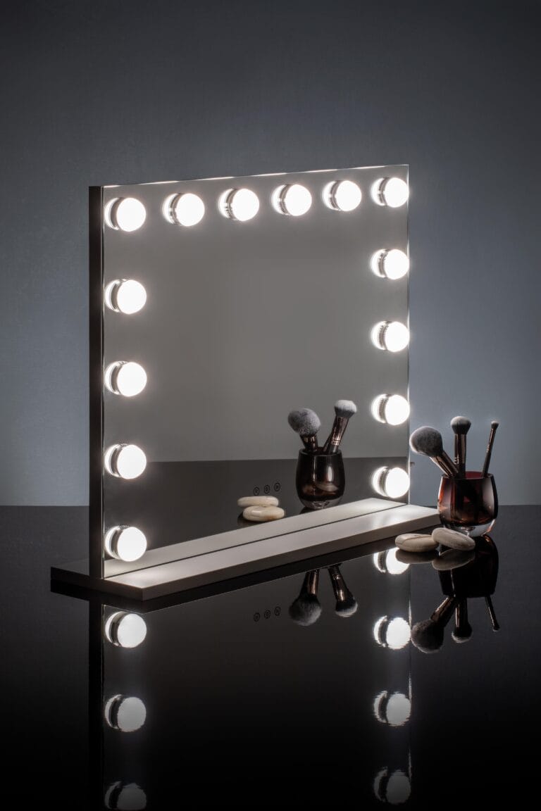 meigipeegel led-valgustusega jumestaja 2